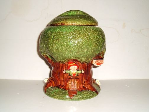 Keebler Elf in Tree Cookie Jar 