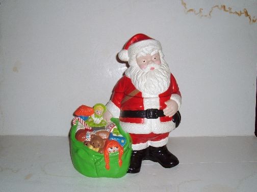 Santa w/Bag of Toys Cookie Jar by Twin Winton.