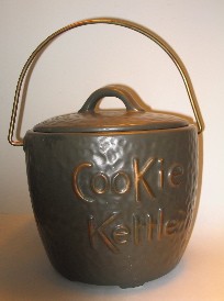 McCoy - Cookie Kettle Cookie Jar