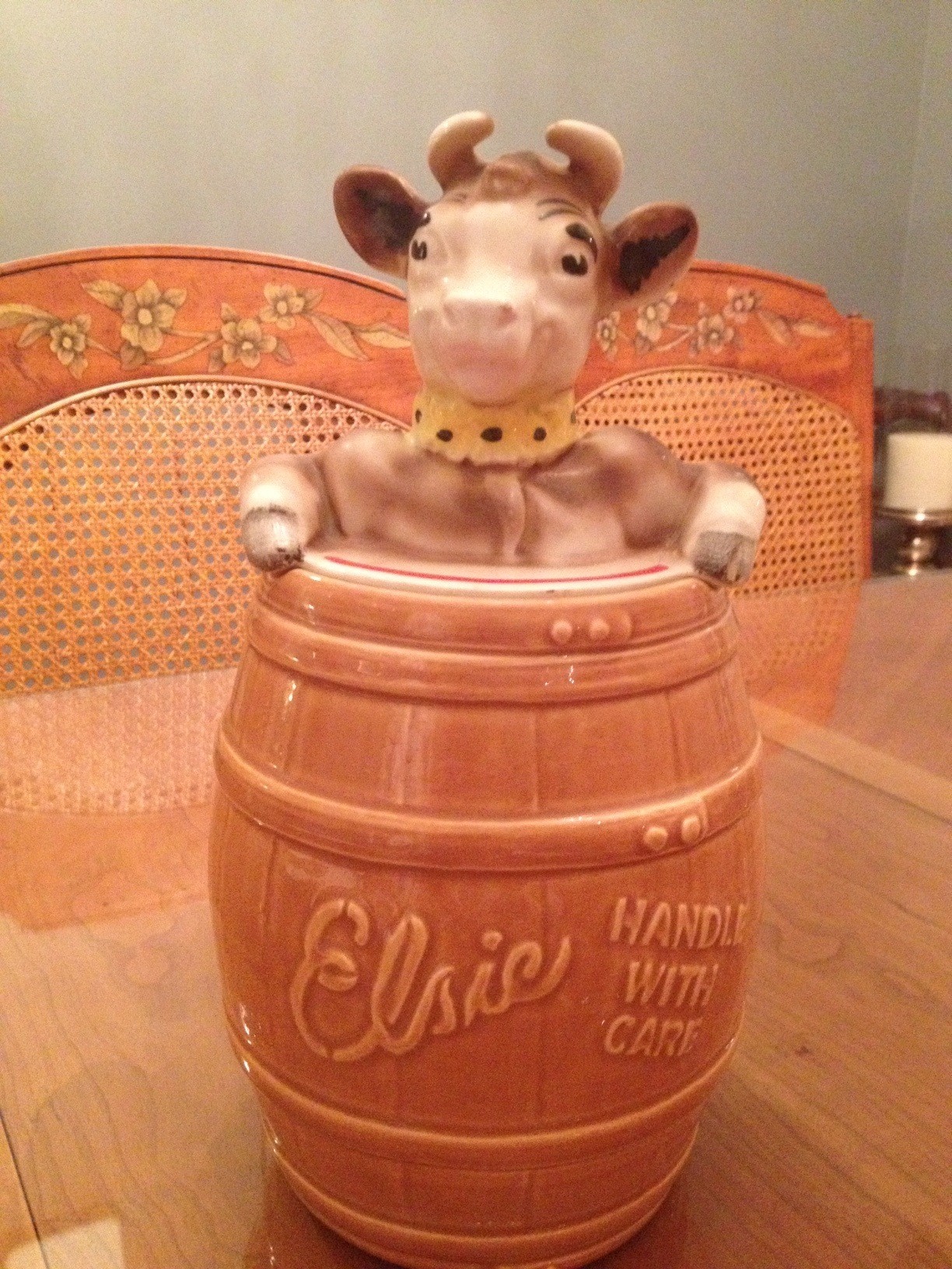 POTTERY GUILD - Elsie the Cow by Borden Cookie Jar