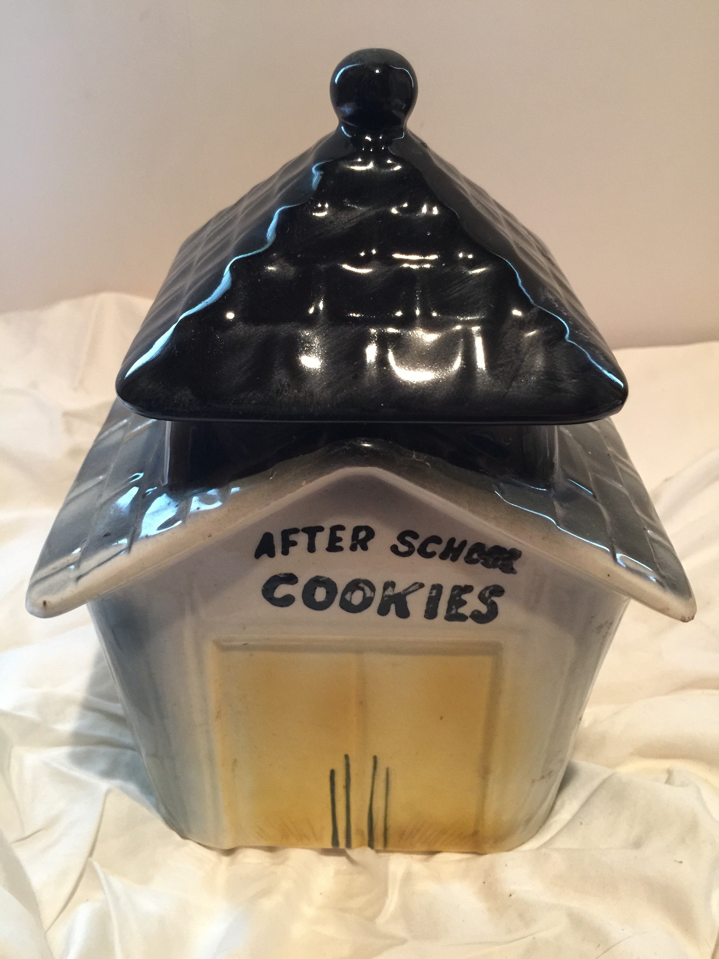 American Bisque - School House Cookie Jar