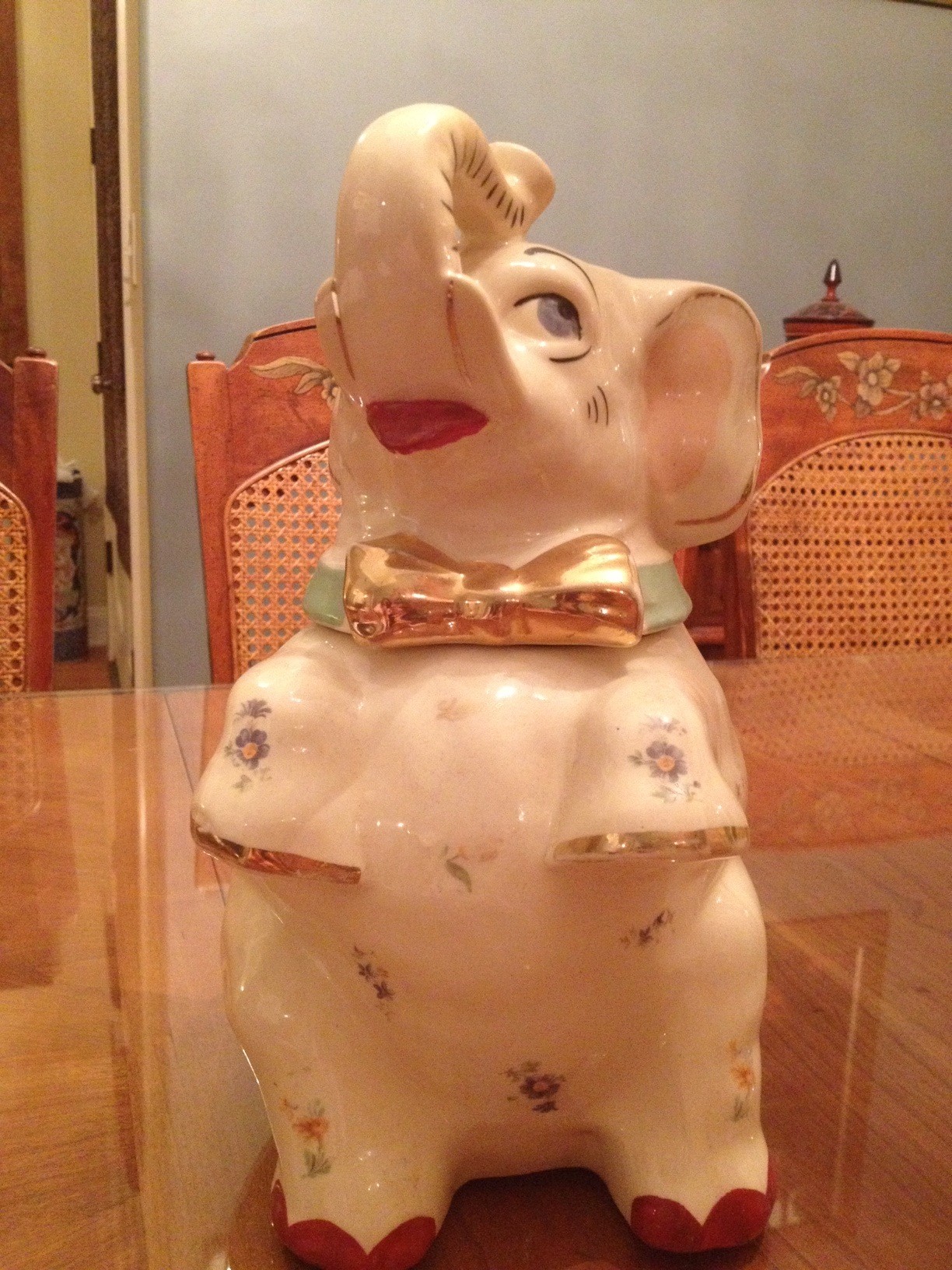 SHAWNEE - Sitting Elephant w/gold trim cookie jar