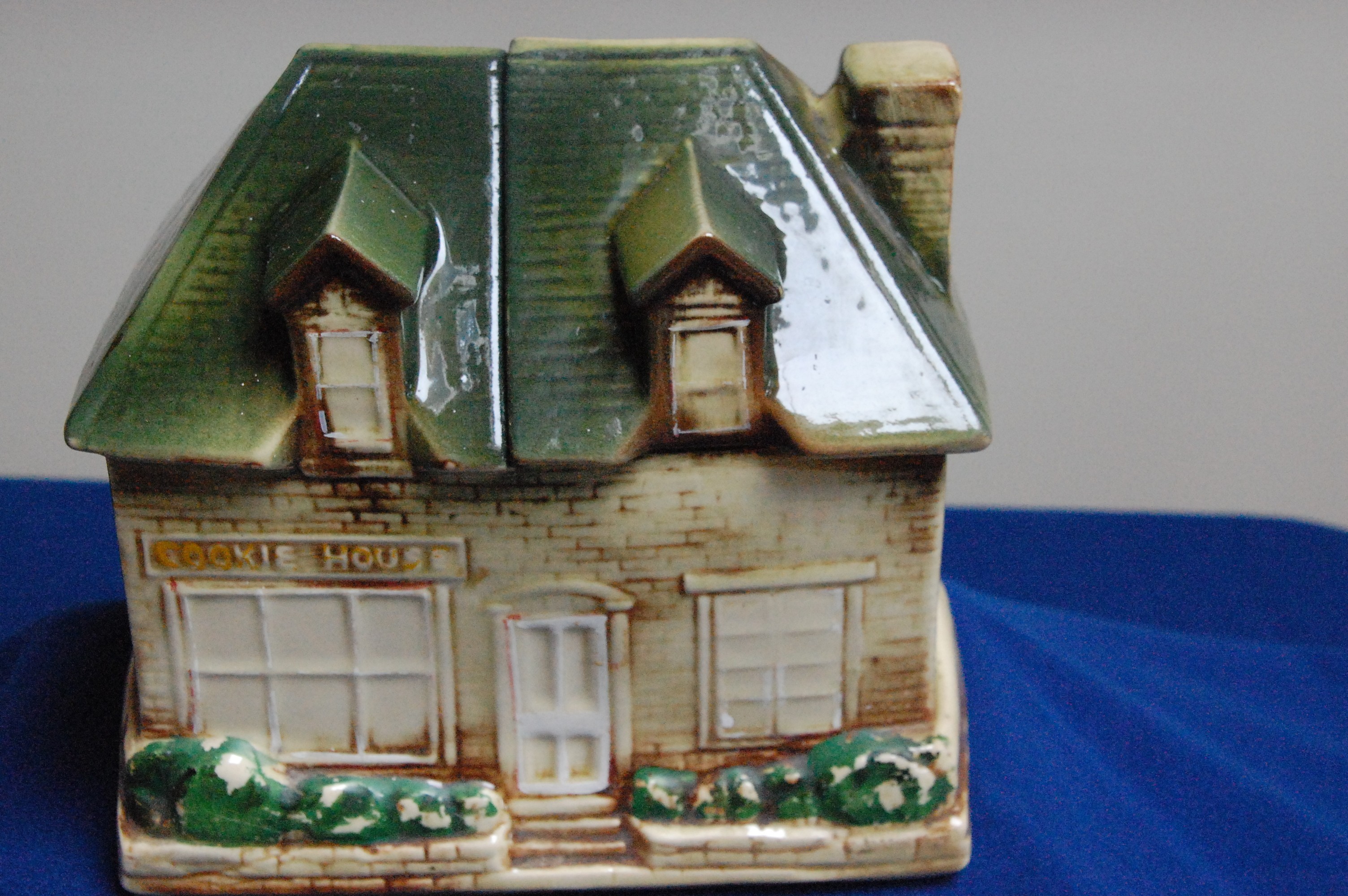 Split Roof Cookie House Cookie Jar - McCoy