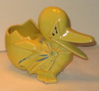 MCCOY - 7" X 3-1/4" Duck with Egg Planter #63