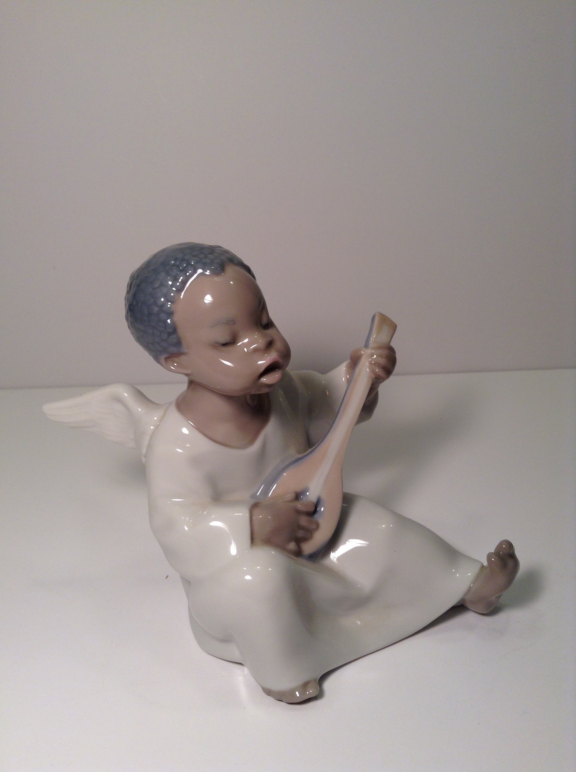 LLADRO Black Legacy Angel Porcelain Figurine 4537