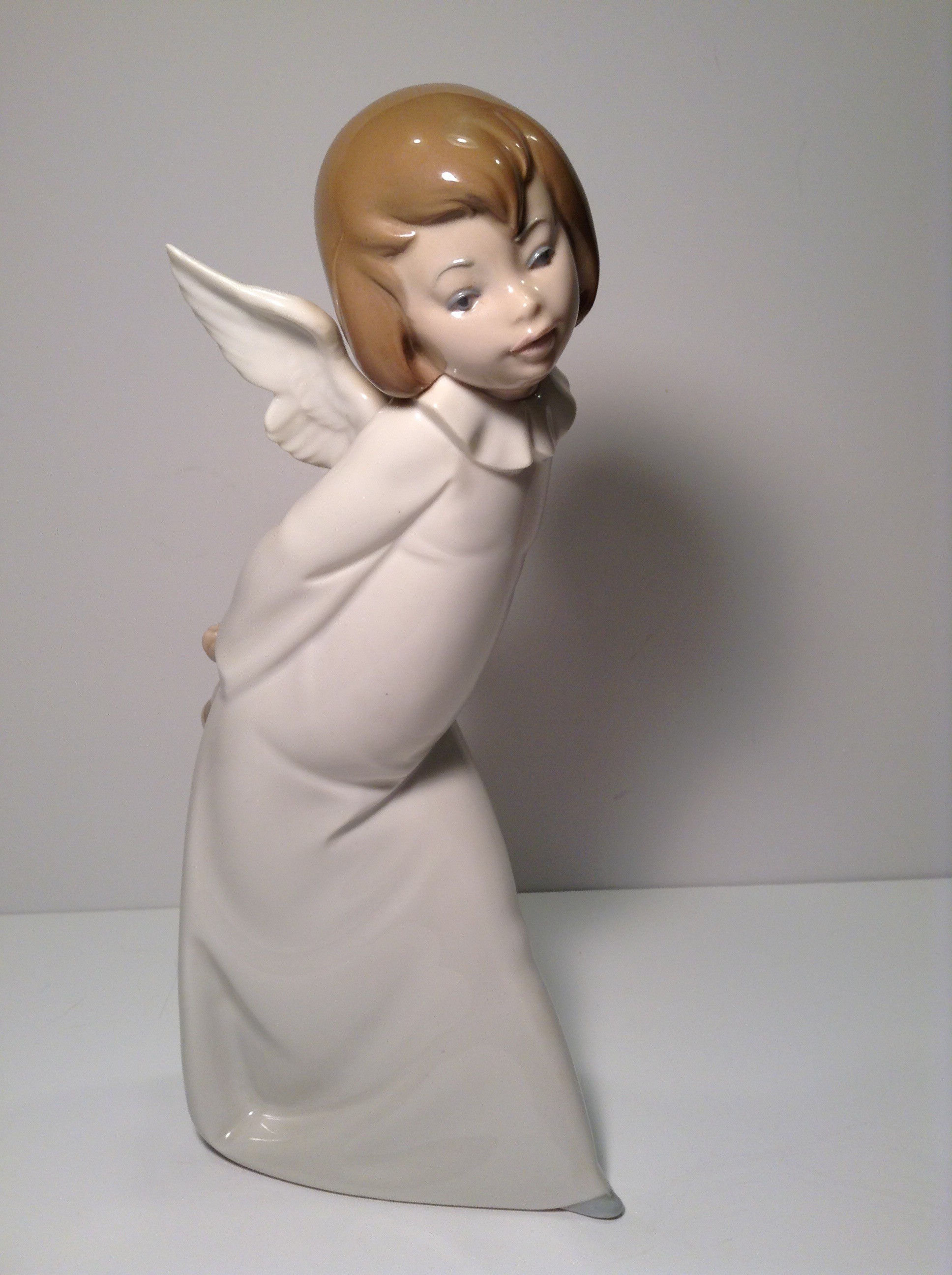 LLADRO Curious Angel number #4960 