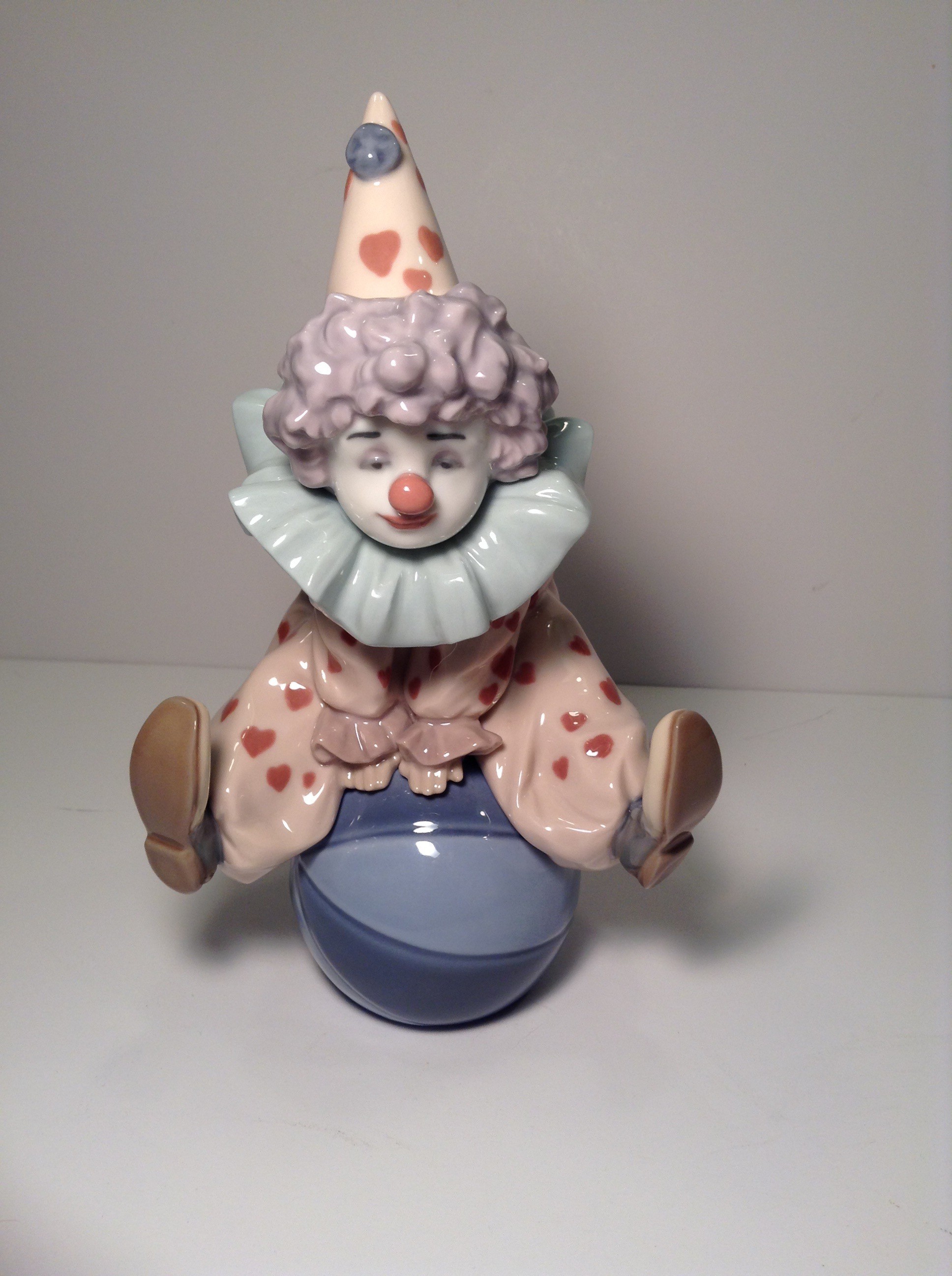 LLADRO CLOWN "Having A Ball" 5813