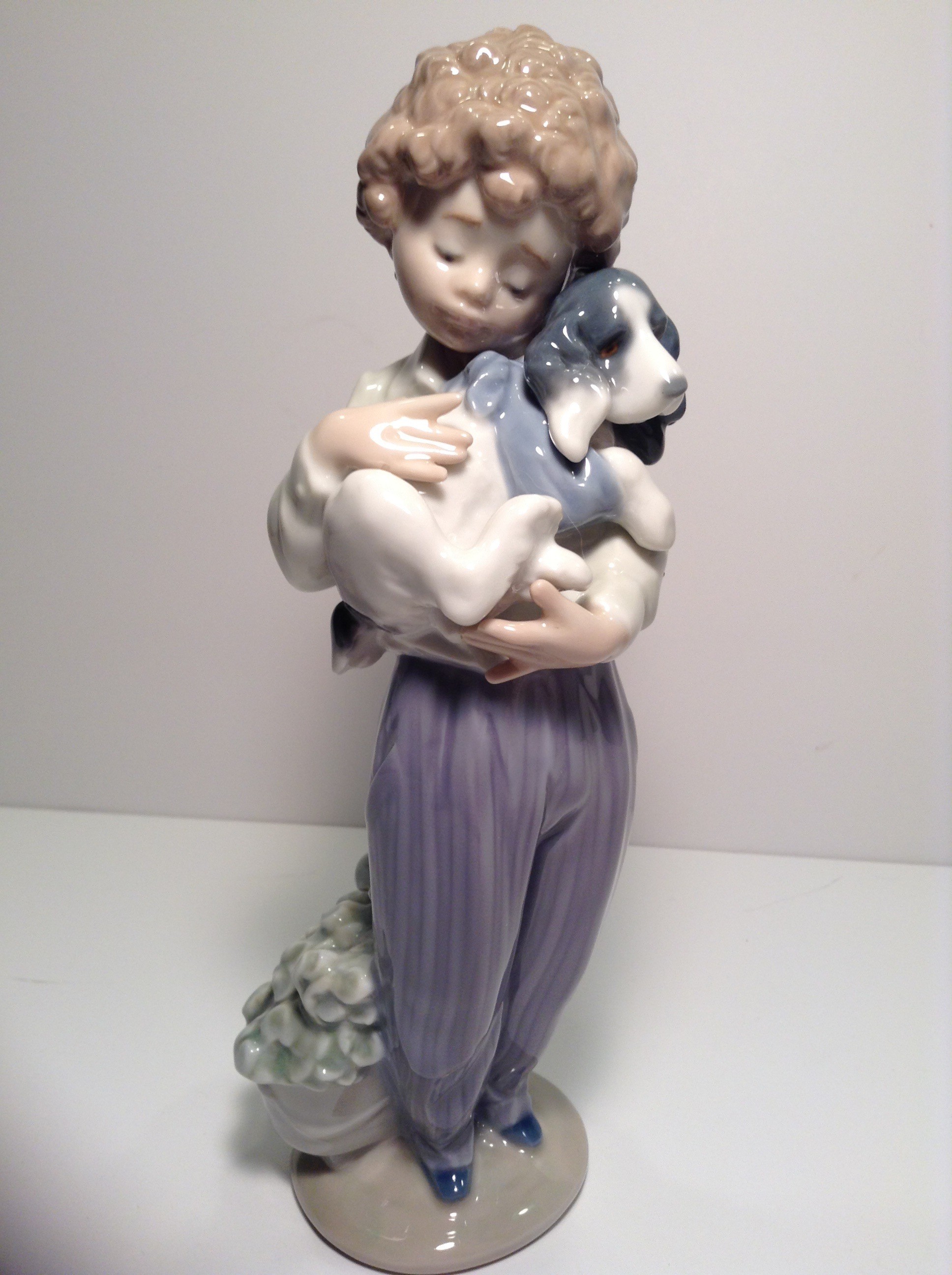 Lladro Figurine, number 7609 My Buddy, Boy with puppy