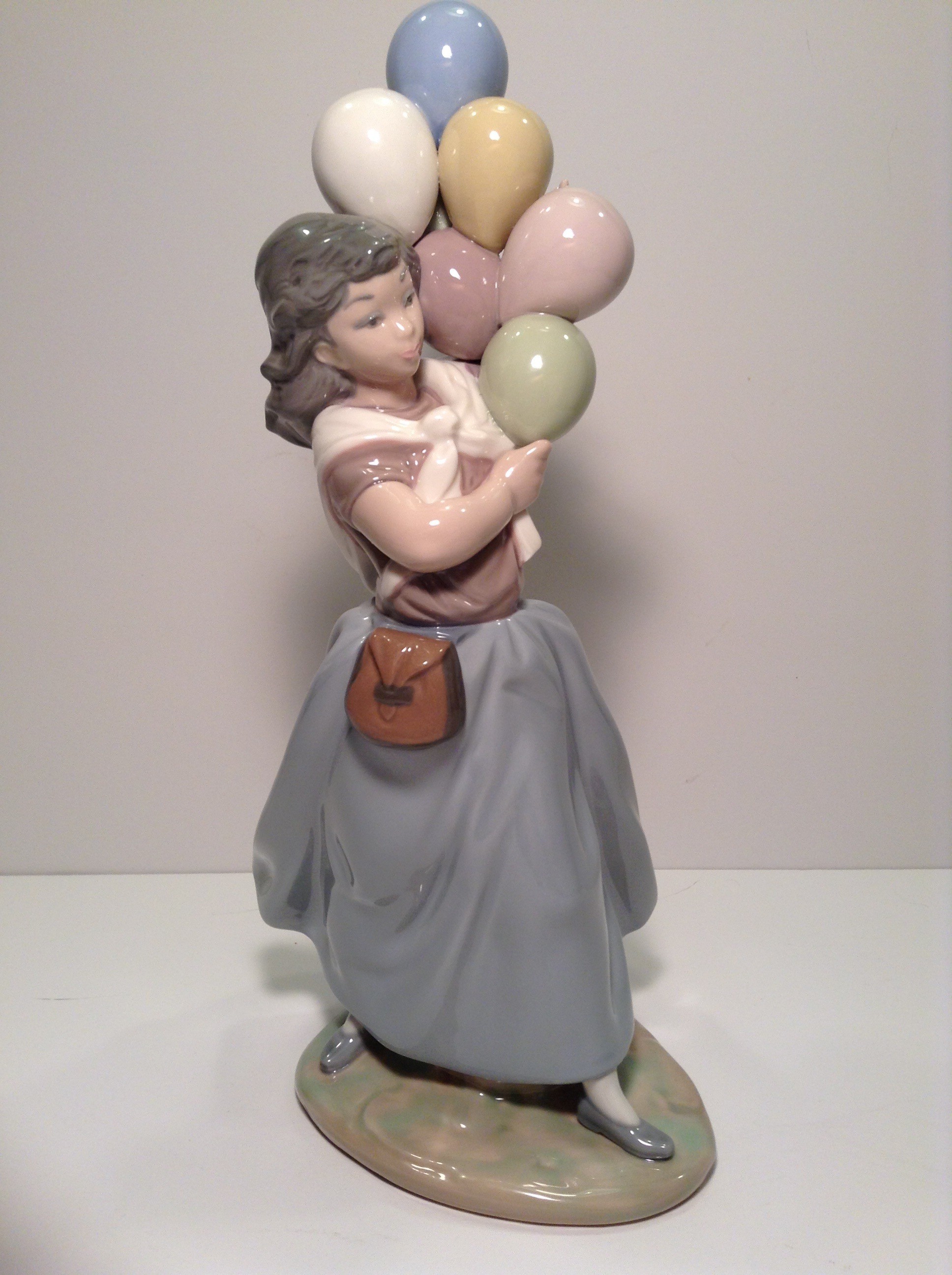 LLADRO BALLOON SELLER NUMBER 5141