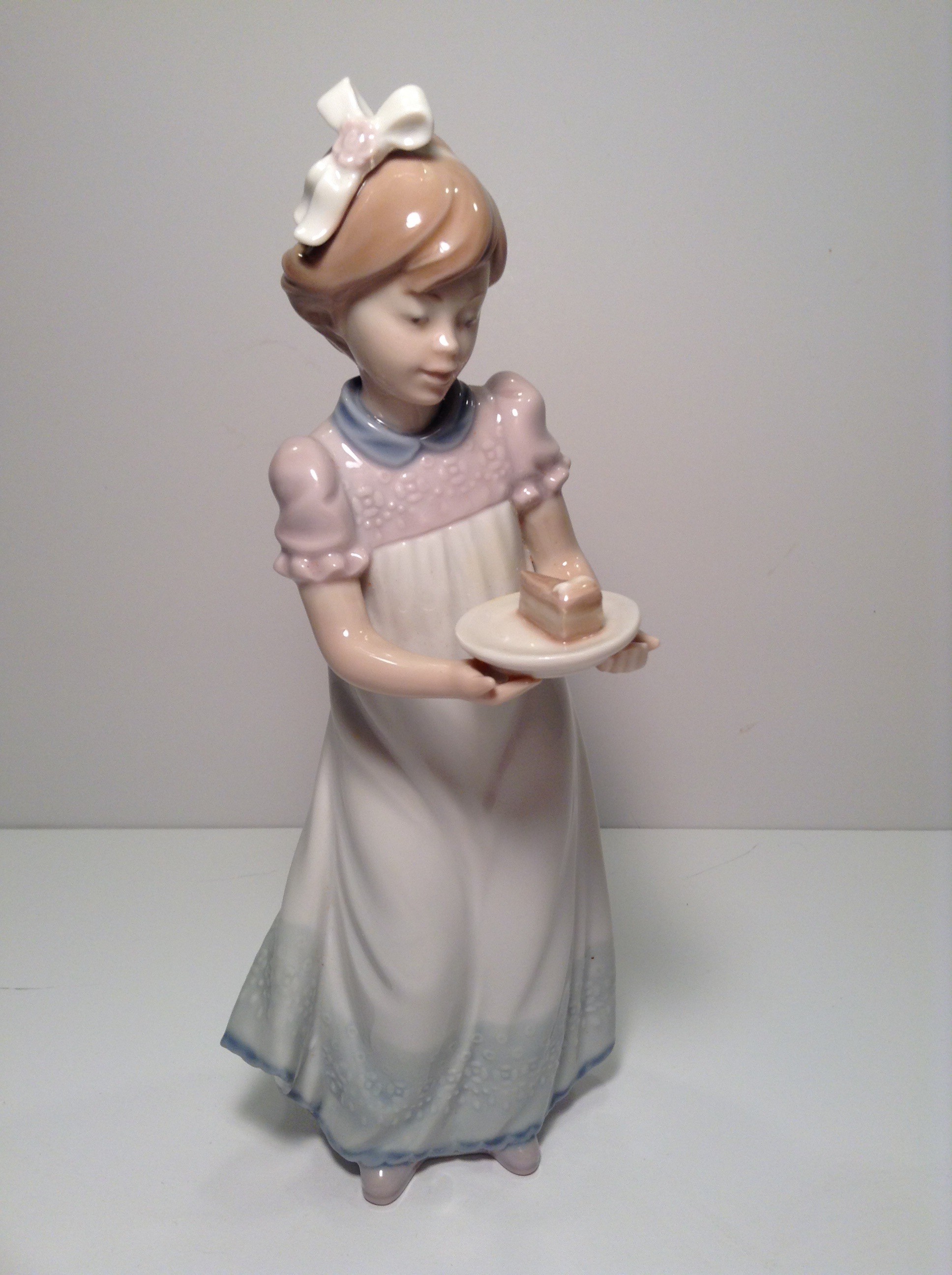 LLADRO Happy Birthday - #5429