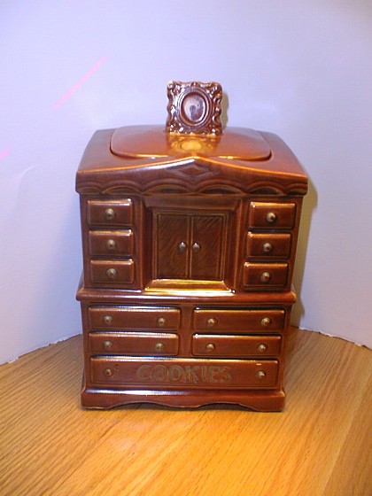 McCoy - Chiffonier Cookie Jar