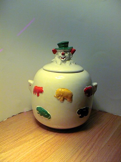 McCoy - Animal Crackers Cookie Jar