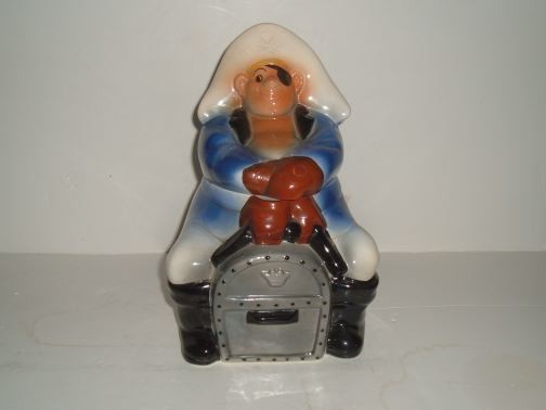 STARNES - PIRATE ON TREASURE CHEST - cookie jar