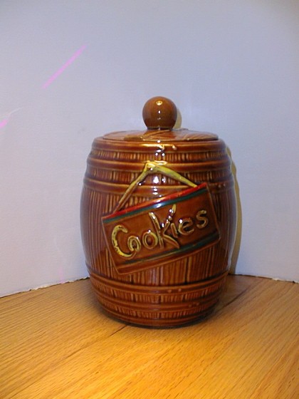 McCoy - Small Barrel Cookie Jar.