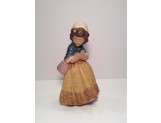 LLADRO GIRL WITH CROSSED ARMS - 2093