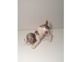 LLADRO BEAGLE PUPPY - 1070