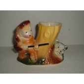 AMERICAN BISQUE - Boy Davy Crockett Planter