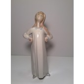 LLADRO GIRL STRETCHING - 4872